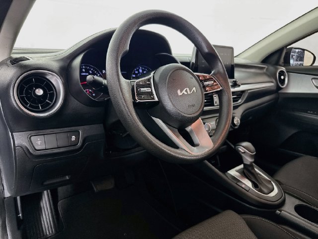 Used 2023 Kia Forte LX FWD image 19