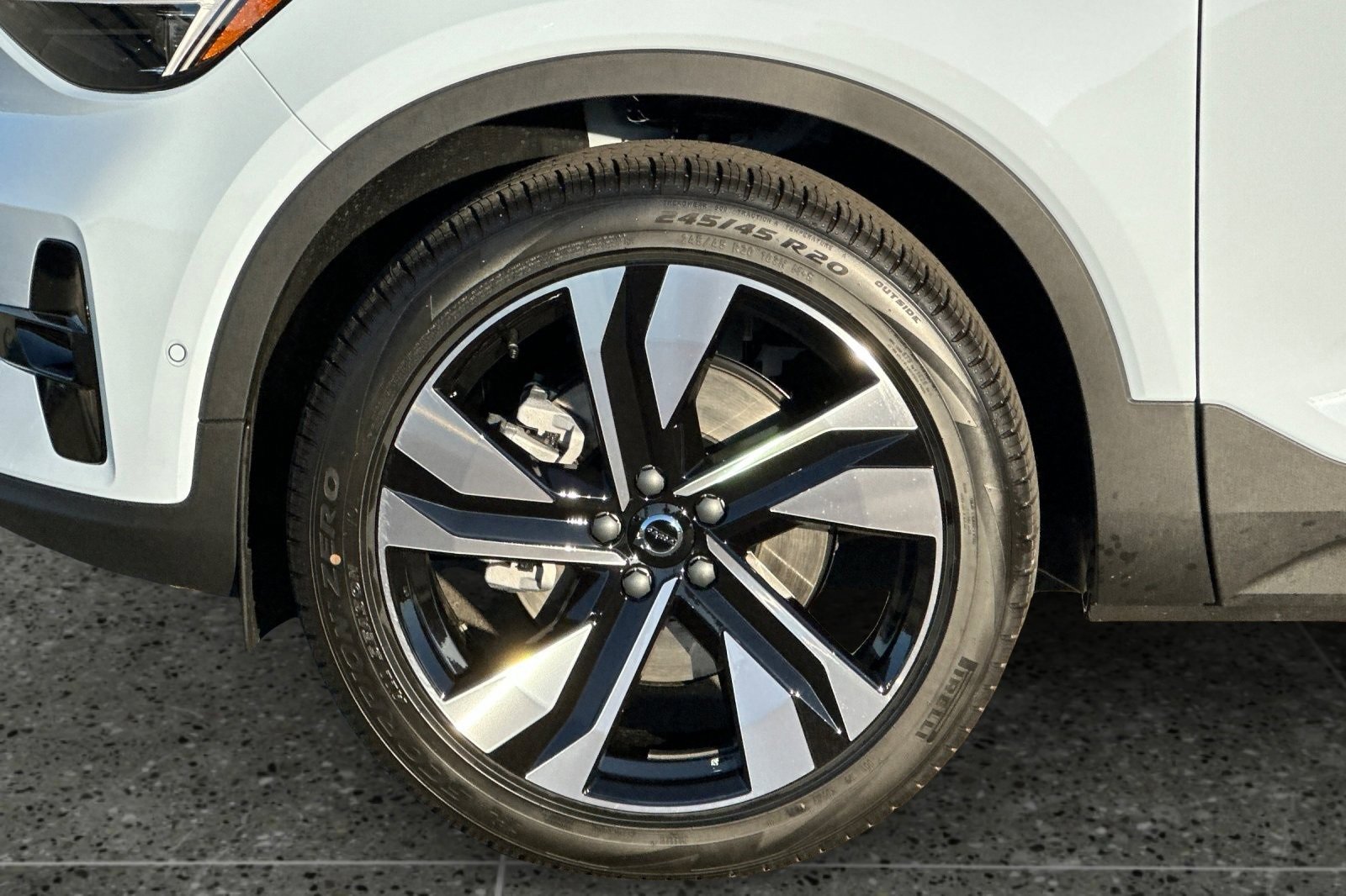 New 2026 Volvo XC40 B5 Ultra w/ Climate Package image 11