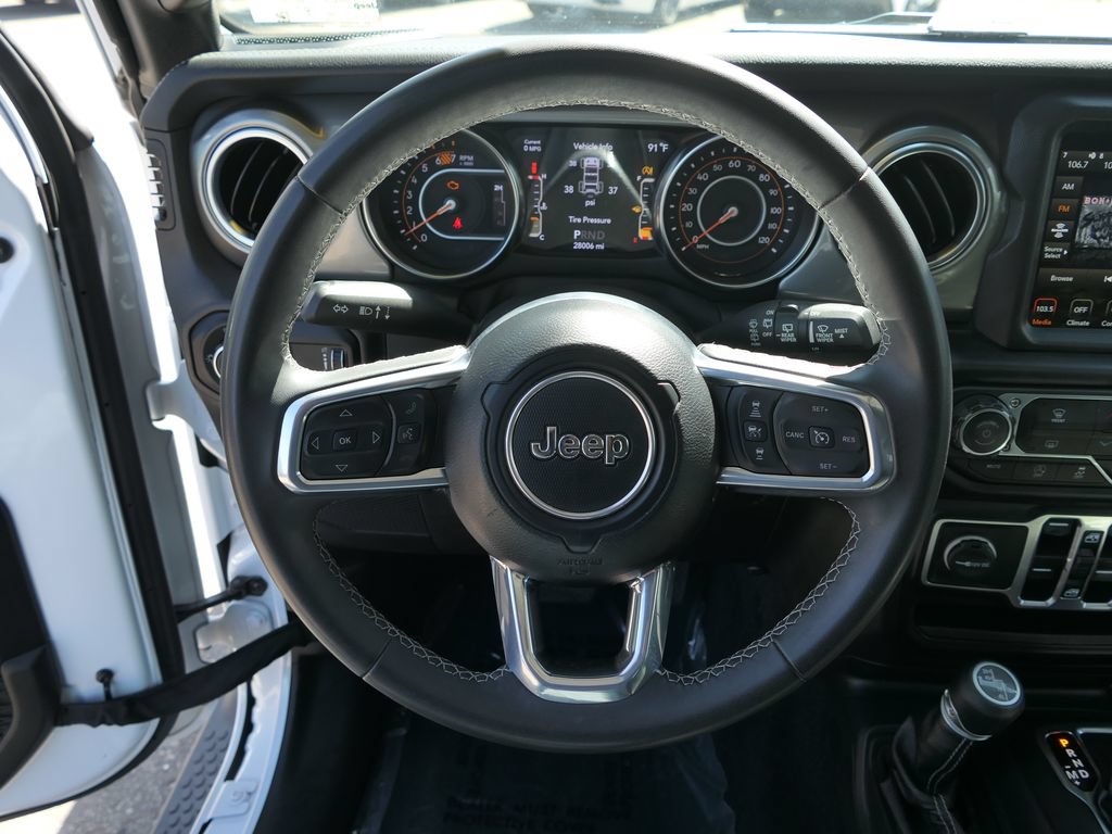 Used 2023 Jeep Wrangler Unlimited Sahara w/ LED Lighting Group AWD/4WD image 17