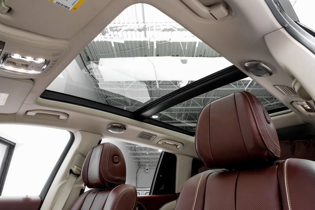 Used 2022 Mercedes-Benz Maybach GLS 600 4MATIC image 9