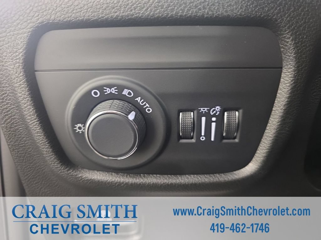 Used 2023 Jeep Grand Cherokee Altitude AWD/4WD image 20