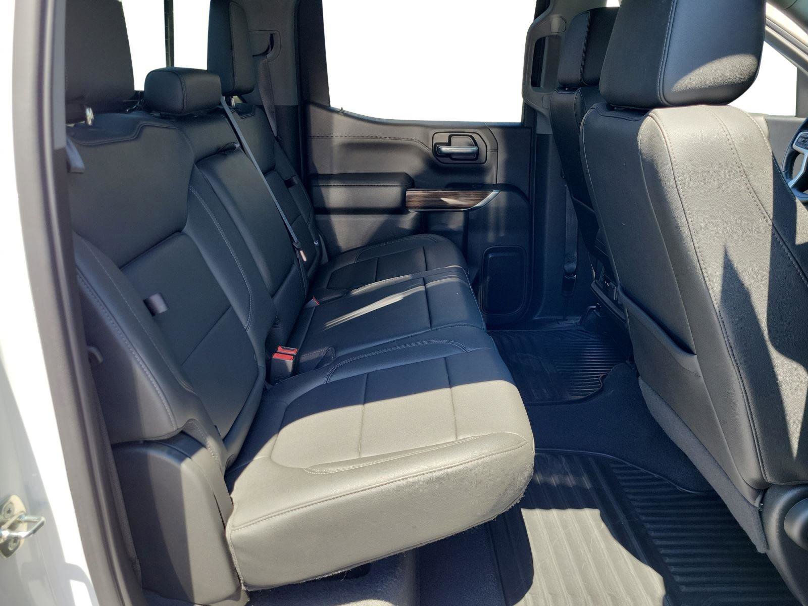 Used 2021 Chevrolet Silverado 1500 RST w/ Redline Edition AWD/4WD image 19