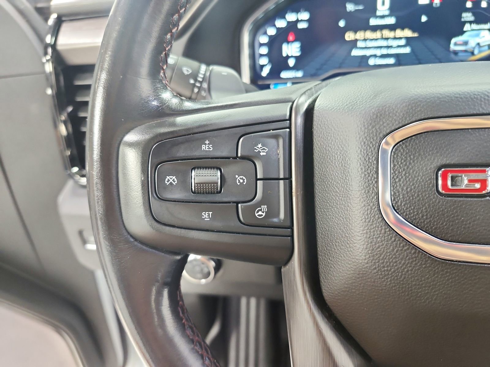 Used 2023 GMC Sierra 1500 AT4X image 25