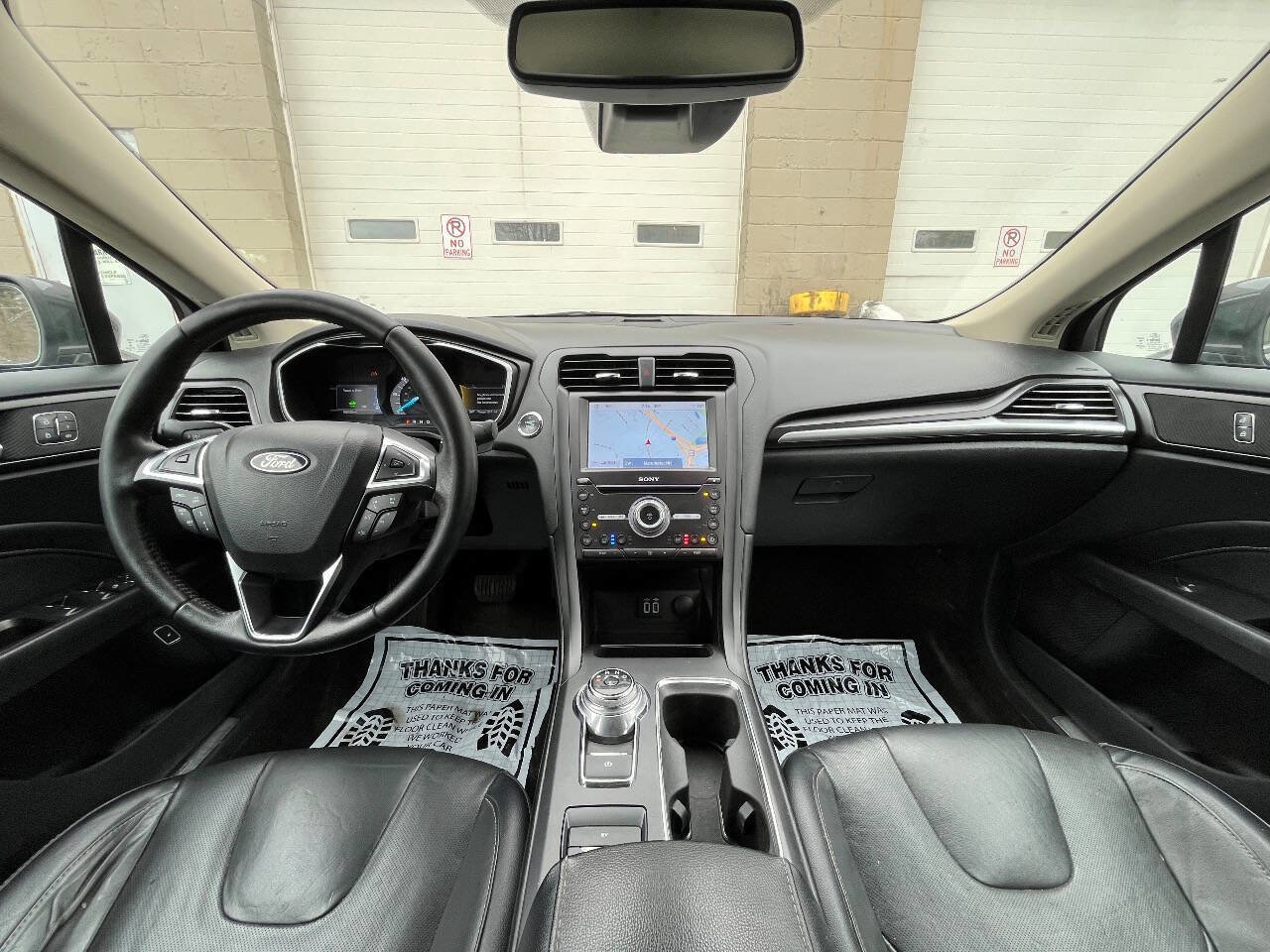 Used 2019 Ford Fusion Energi Titanium FWD image 17