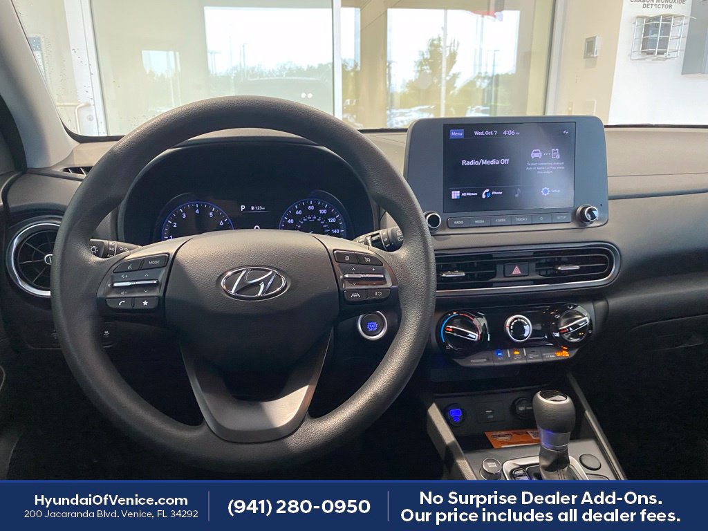 Certified 2023 Hyundai Kona SEL w/ Cargo Package FWD image 3
