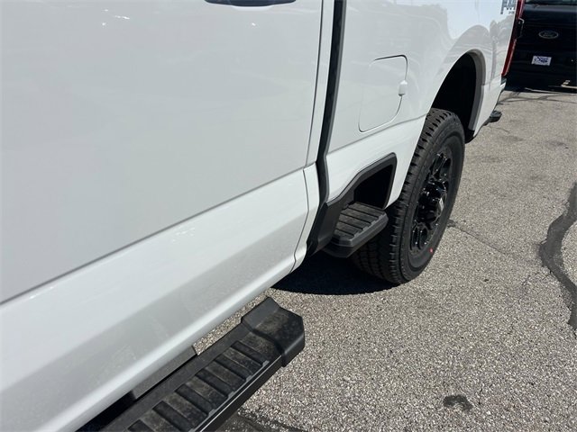 New 2026 Ford F350 Lariat w/ Black Appearance Package image 16