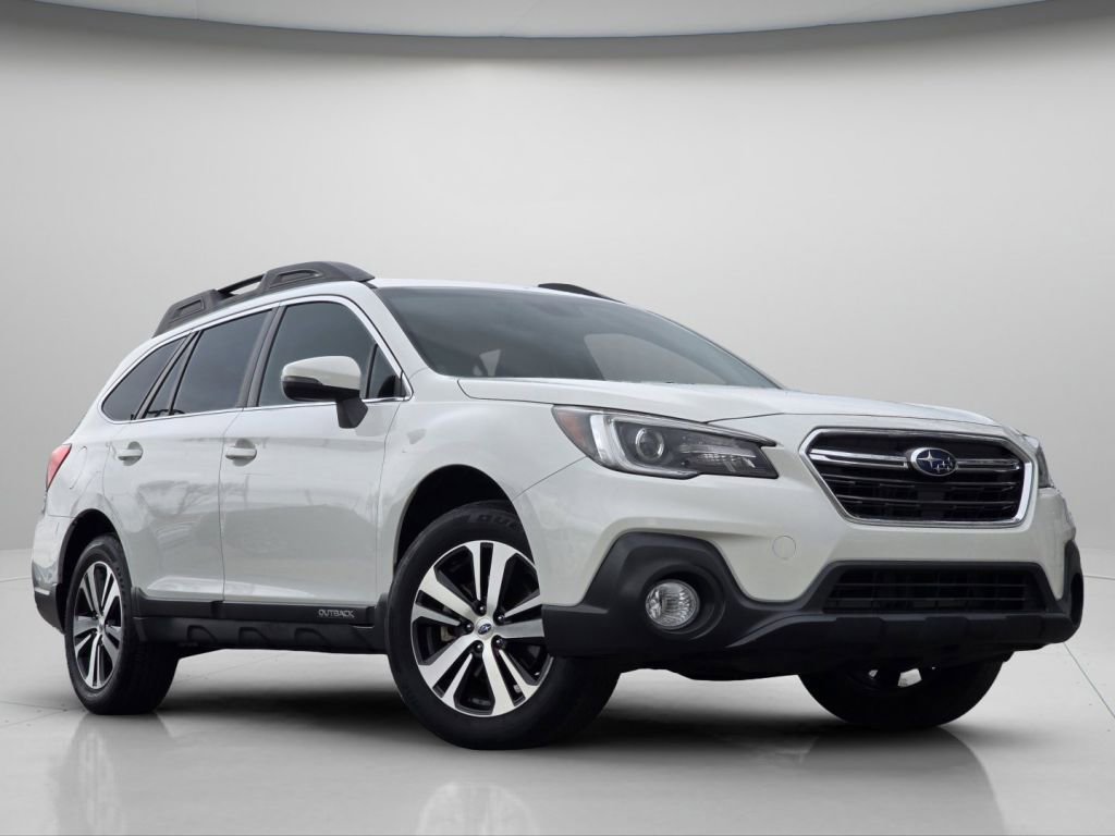 Used 2019 Subaru Outback 3.6R Limited image 2