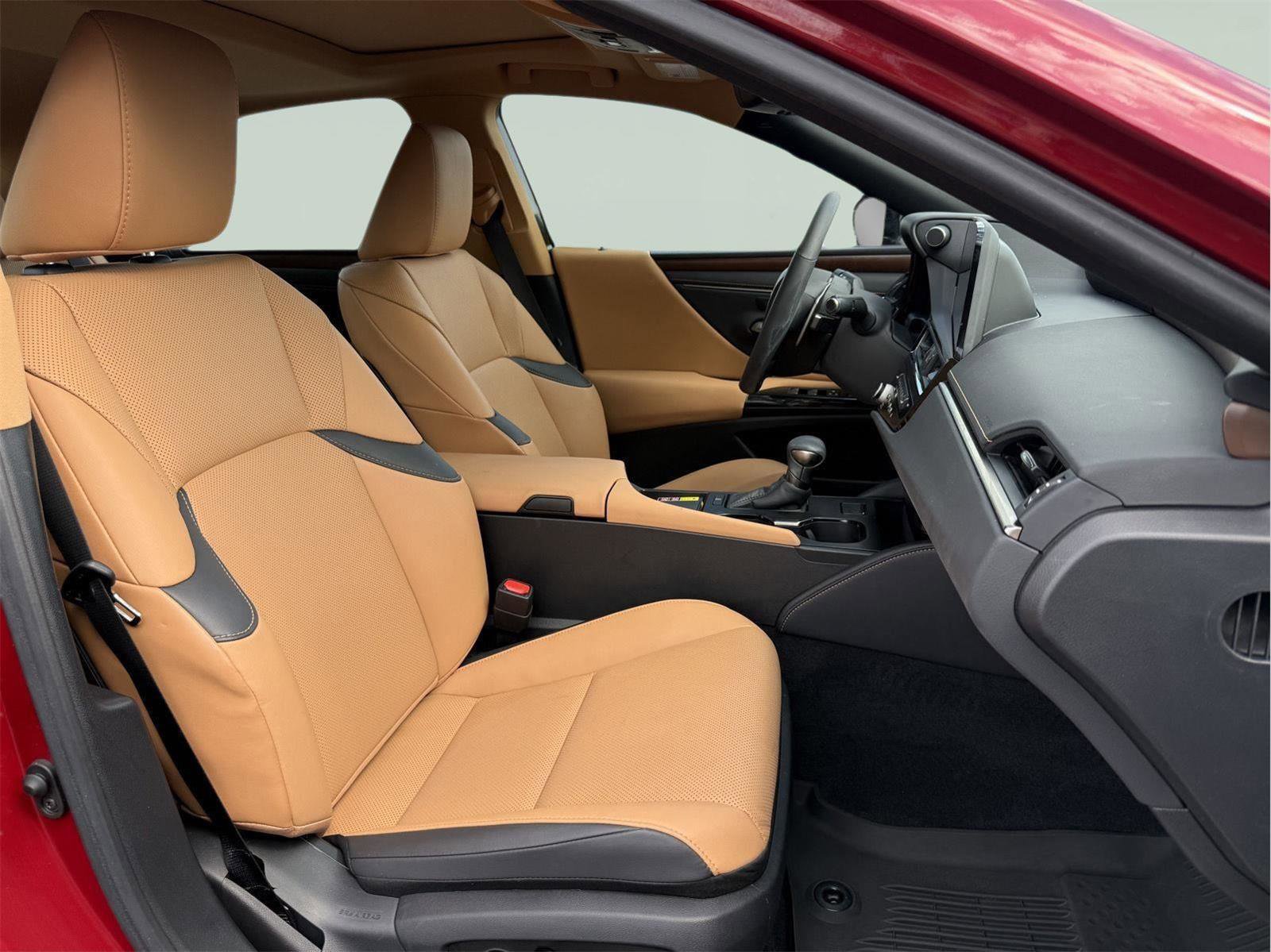 Certified 2023 Lexus ES 250 w/ Premium Package AWD/4WD image 23