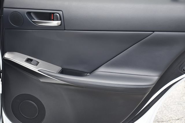 Used 2025 Lexus IS 500 w/ Accessory Package 2 RWD image 28