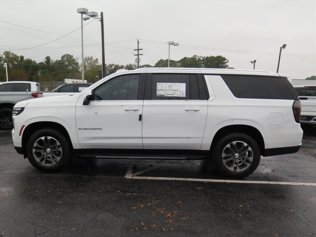 New 2026 Chevrolet Suburban LS image 6