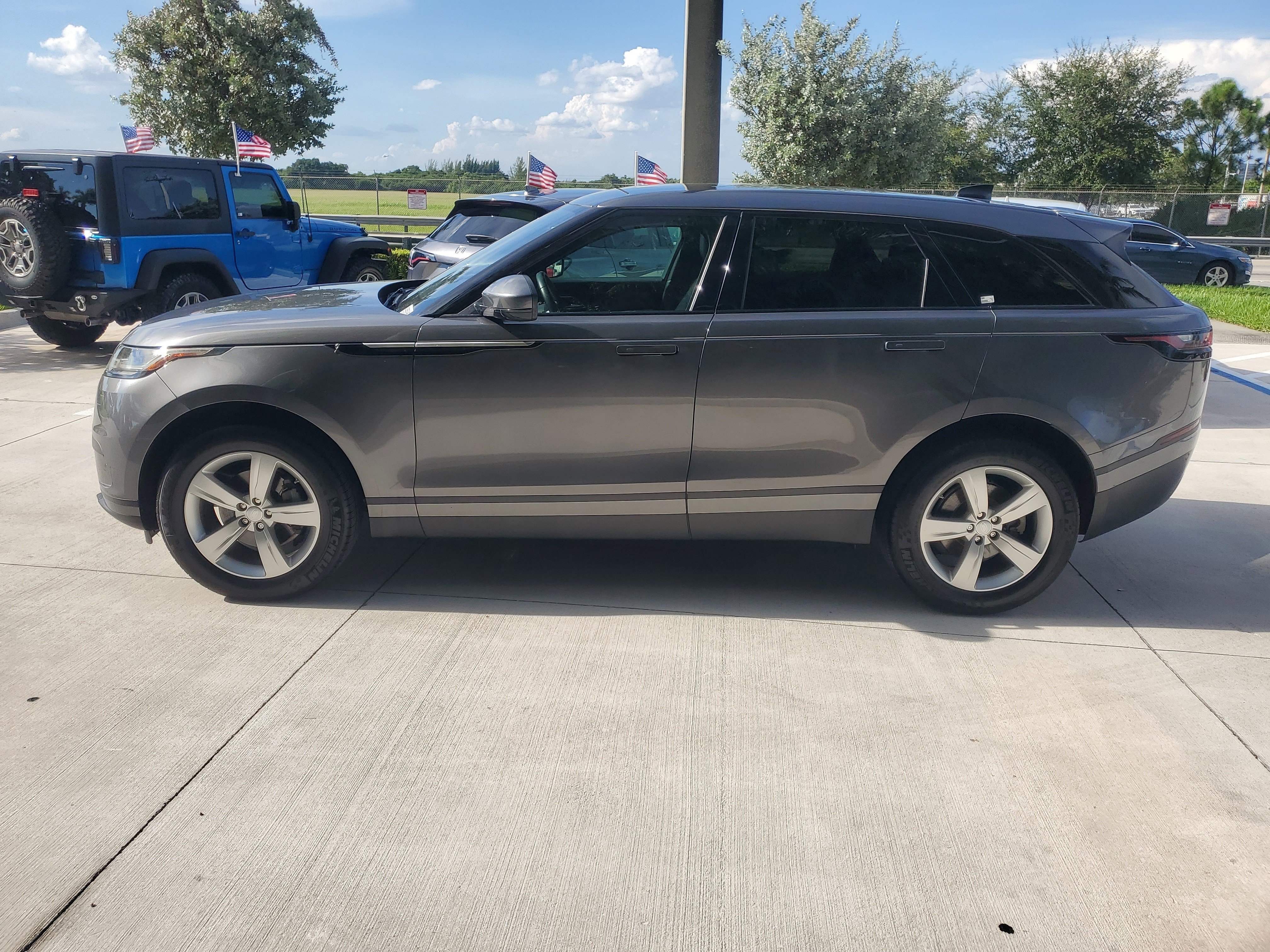 Used 2019 Land Rover Range Rover Velar S image 8