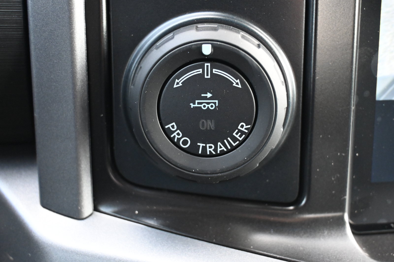 New 2026 Ford F150 XLT w/ Equipment Group 302A MID RWD image 25