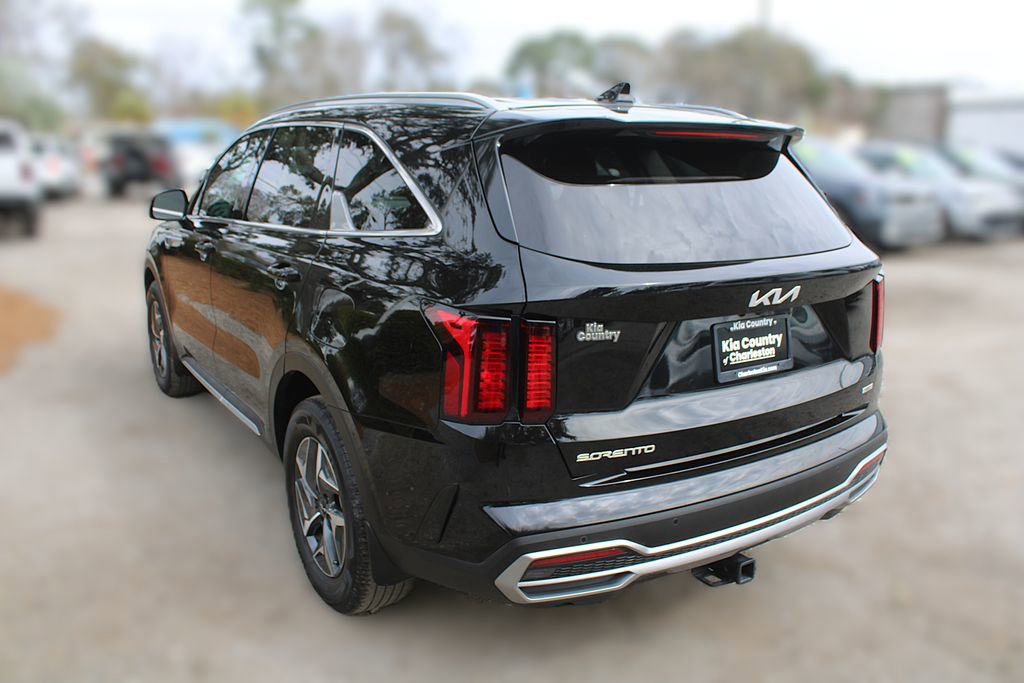 Certified 2023 Kia Sorento EX image 15