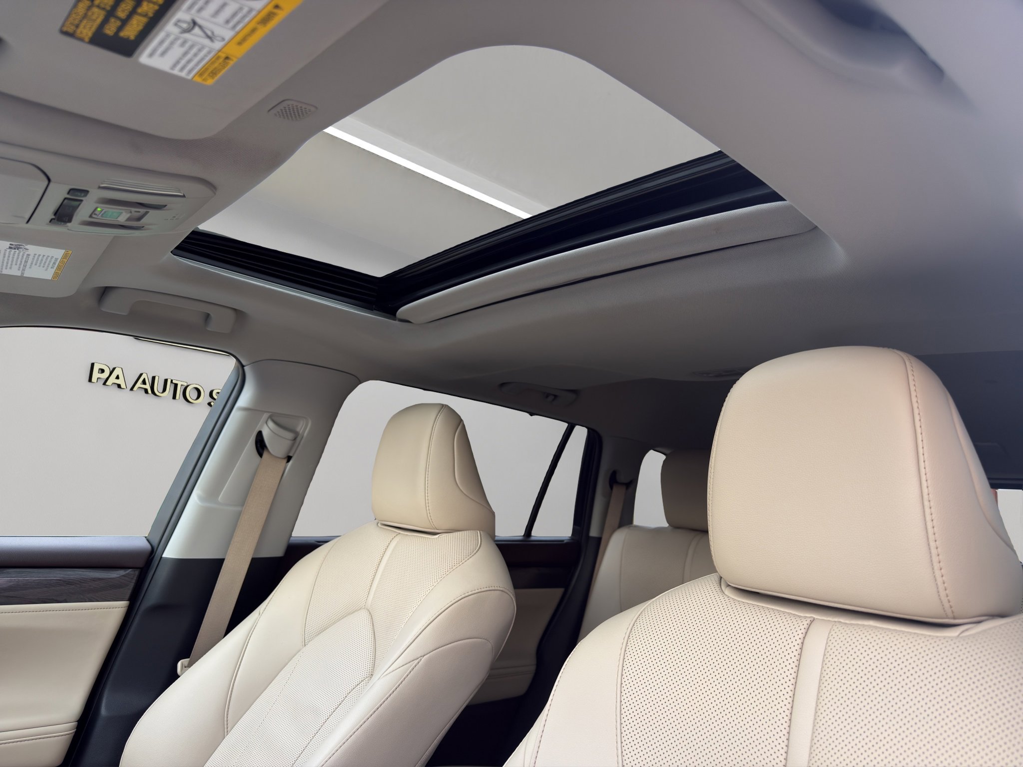 Used 2022 Toyota Highlander Limited image 25