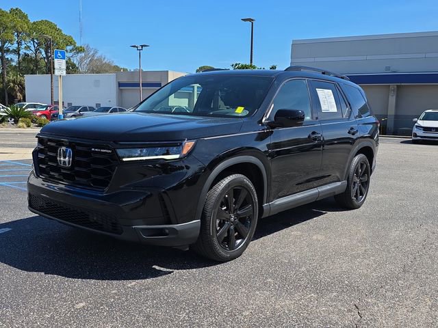 Certified 2025 Honda Pilot Black Edition image 8