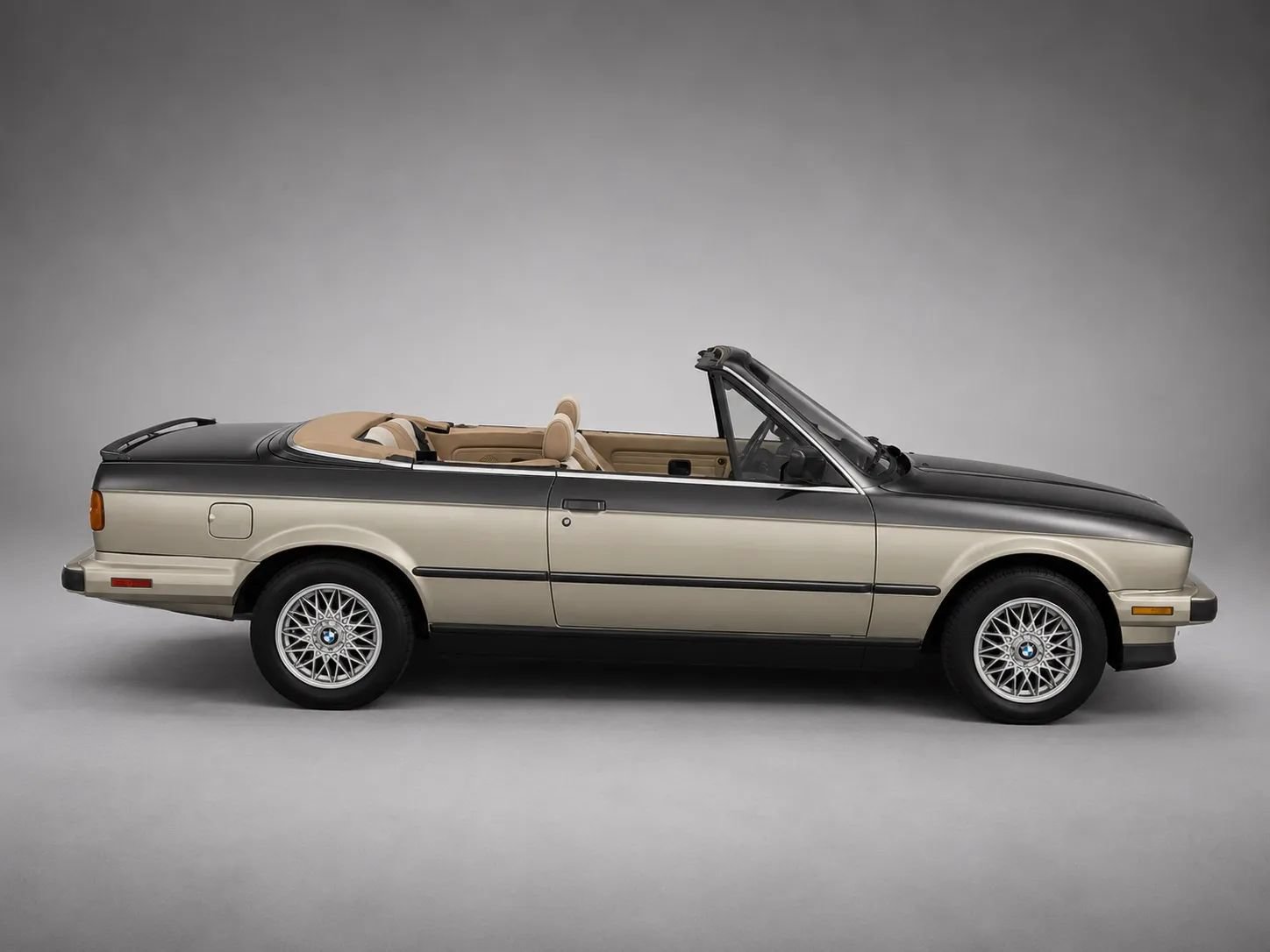 Used 1988 BMW 325i Convertible RWD image 2