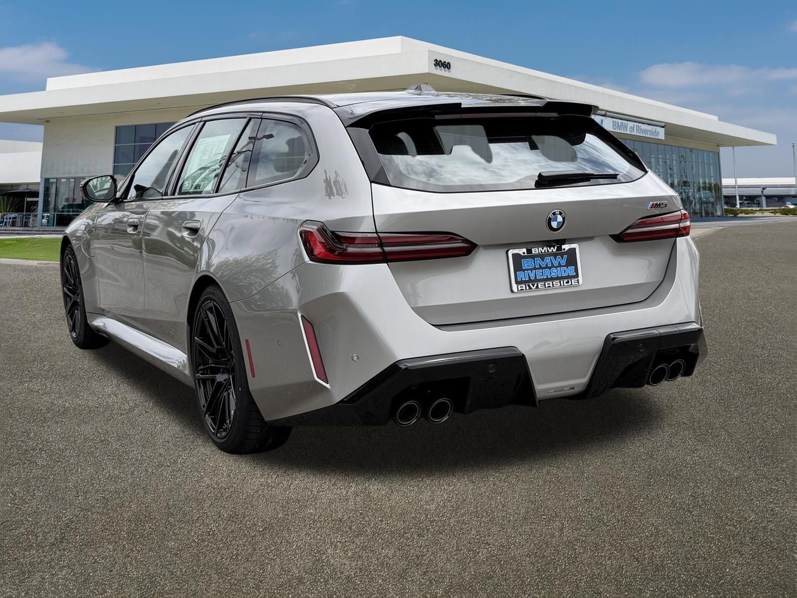 New 2026 BMW M5 Touring AWD/4WD image 8
