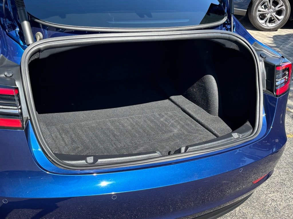 Used 2021 Tesla Model 3 Standard Range Plus image 32
