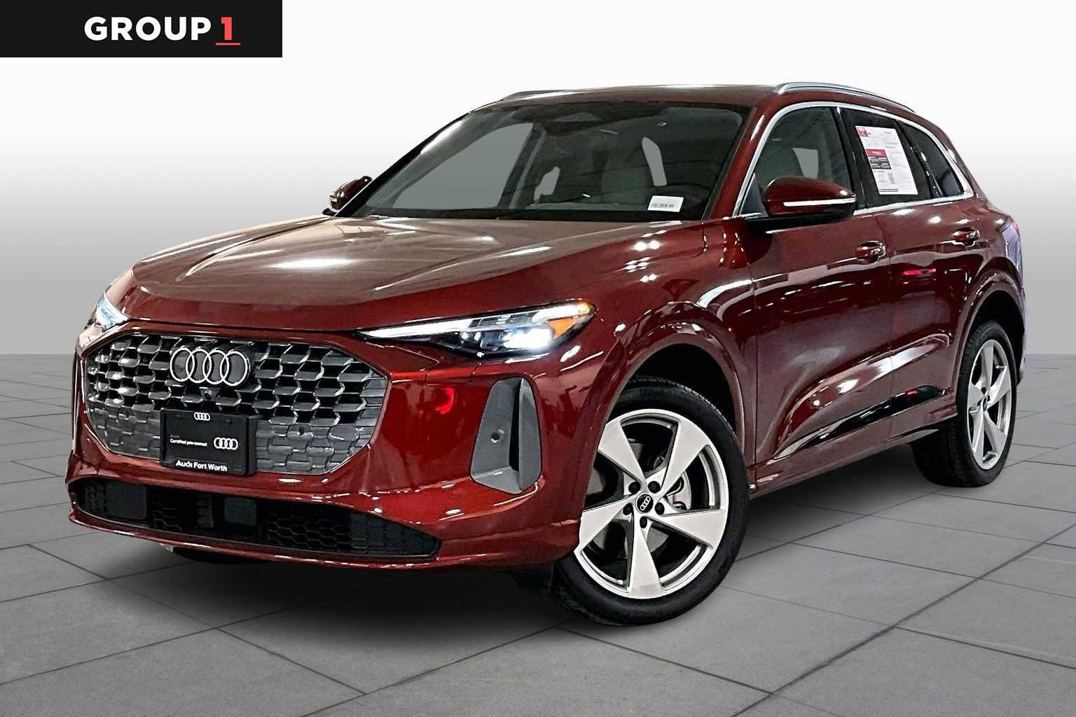 Certified 2025 Audi Q5 Premium Plus w/ Premium Plus image 1