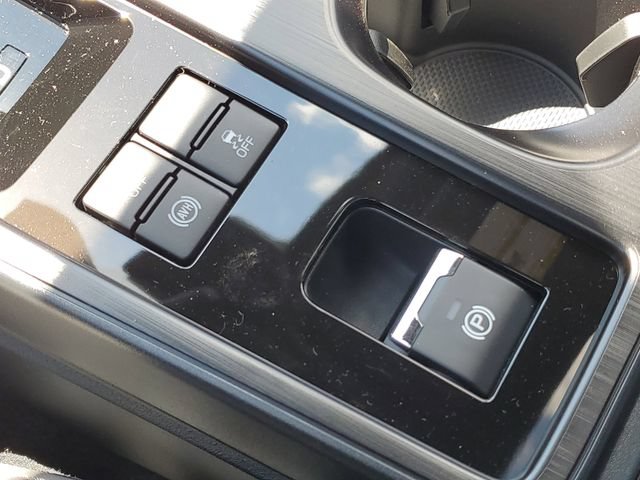 New 2026 Subaru Outback Limited AWD/4WD image 38