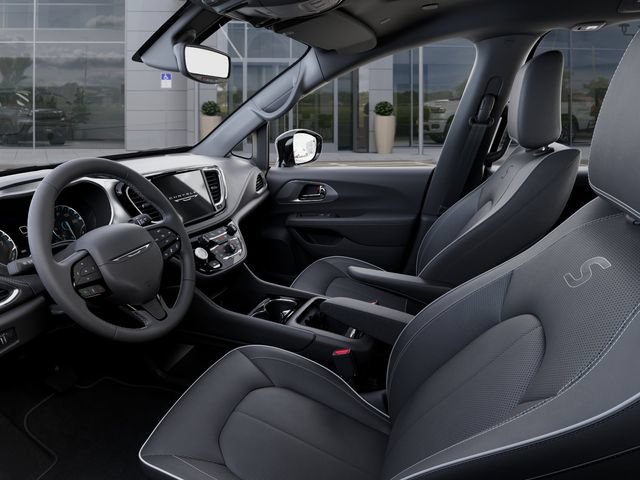 New 2027 Chrysler Pacifica Limited w/ S Appearance Package AWD/4WD image 23