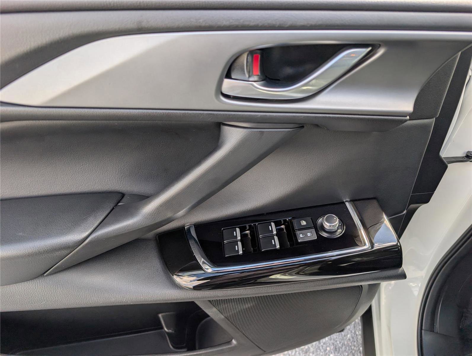 Used 2023 MAZDA CX-9 Touring image 20