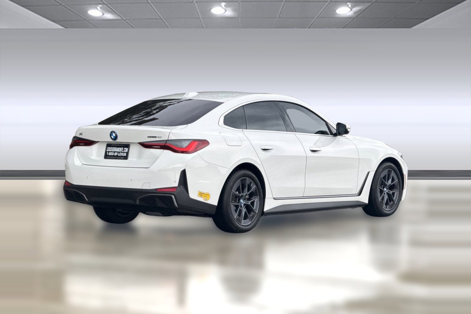 Used 2022 BMW i4 eDrive40 w/ Premium Package image 8