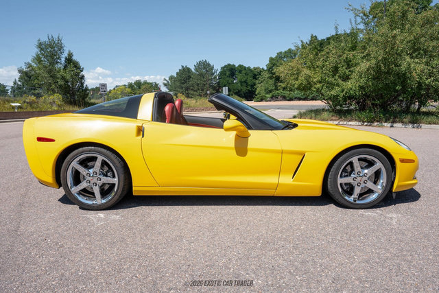 Used 2007 Chevrolet Corvette Coupe w/ Preferred Equipment Group image 9