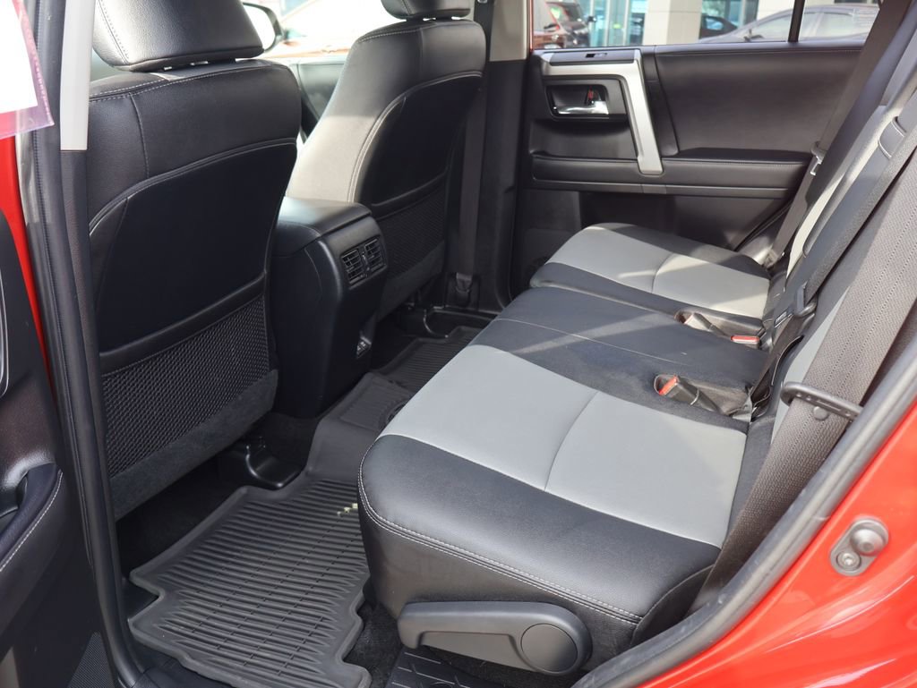 Used 2022 Toyota 4Runner SR5 Premium image 28