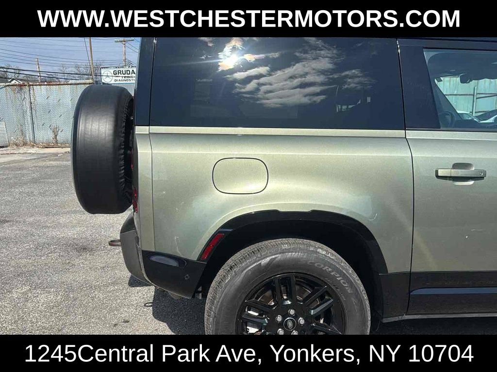 Used 2022 Land Rover Defender 90 X-Dynamic S AWD/4WD image 3