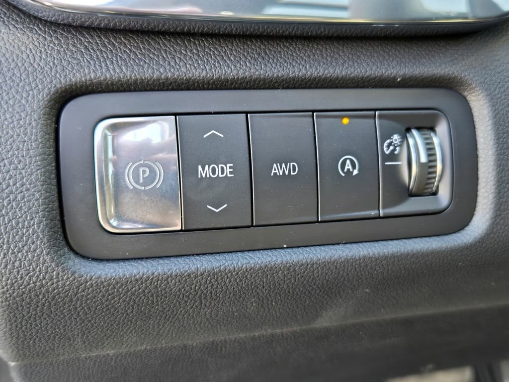 New 2026 GMC Acadia Denali w/ Super Cruise Package image 26