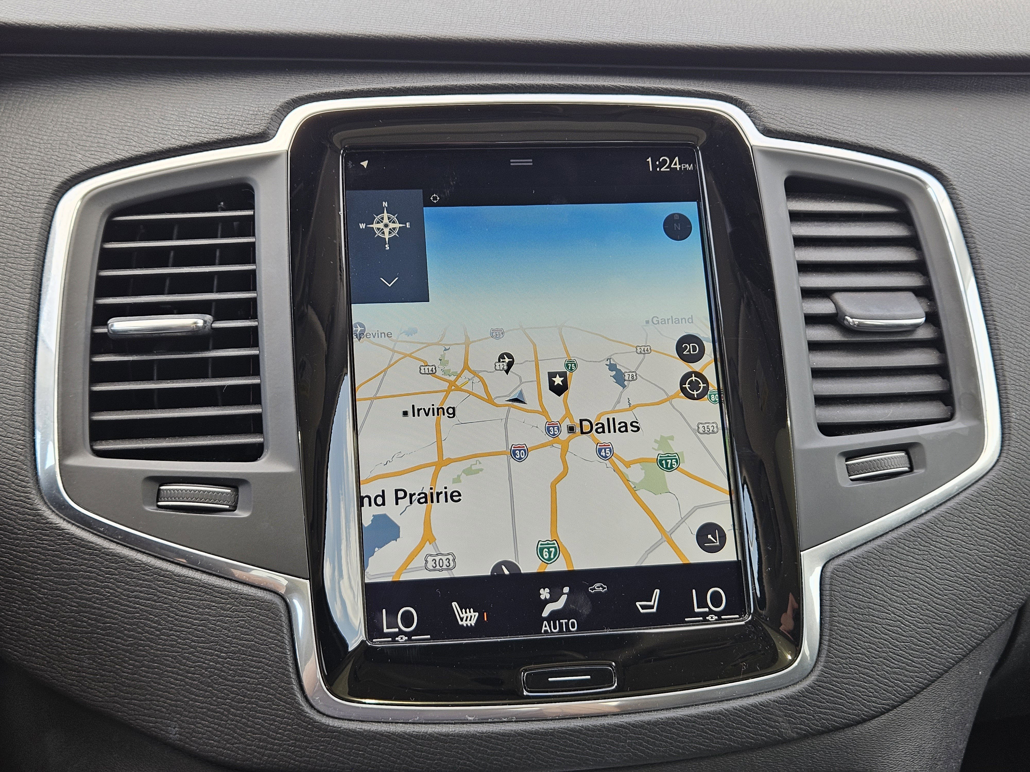 Used 2018 Volvo XC90 T6 Momentum w/ Convenience Package image 26