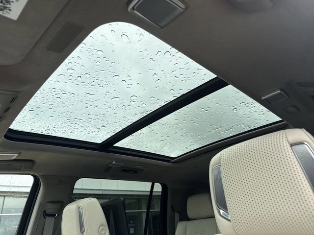 Certified 2025 Cadillac Escalade ESV Sport Platinum w/ LPO, Floor Liner Package AWD/4WD image 20