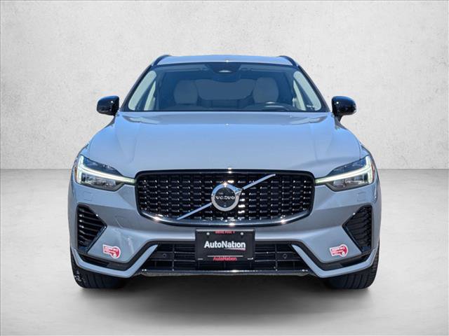 Used 2024 Volvo XC60 T8 Ultimate w/ Climate Package AWD/4WD image 2