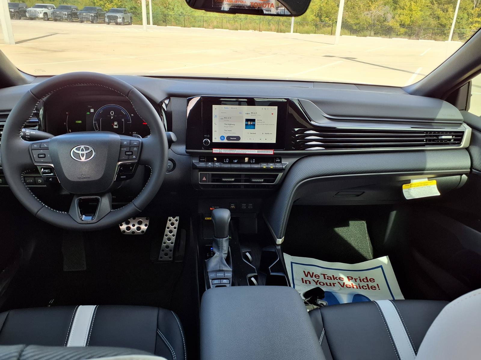 New 2026 Toyota Camry SE w/ Convenience Package FWD image 11