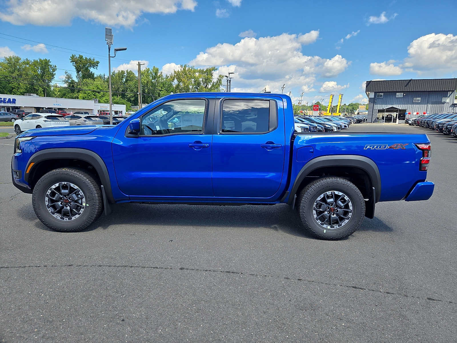 New 2026 Nissan Frontier PRO-4X w/ Pro-4x Convenience Package AWD/4WD image 7
