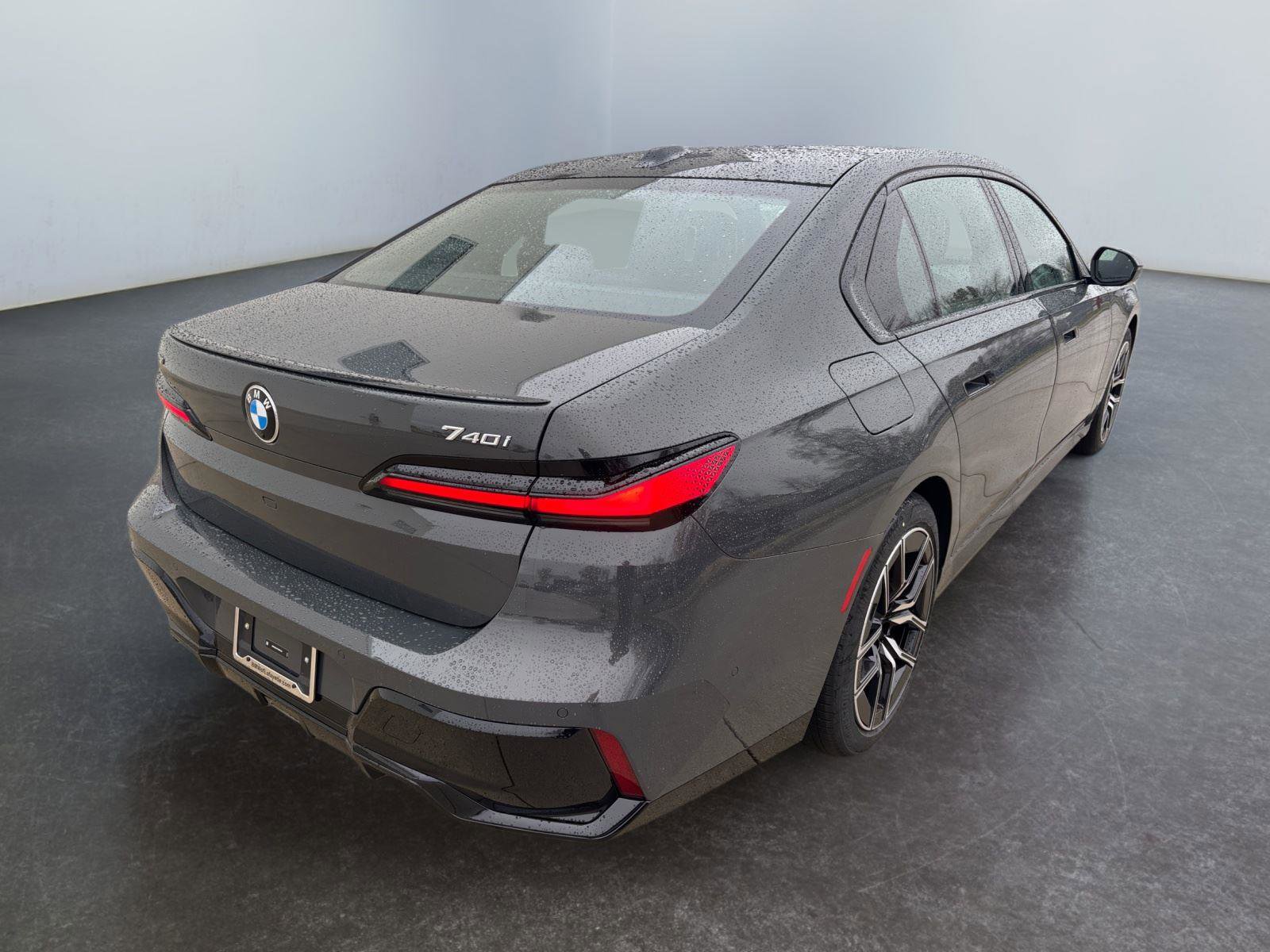 New 2026 BMW 740i xDrive AWD/4WD image 13