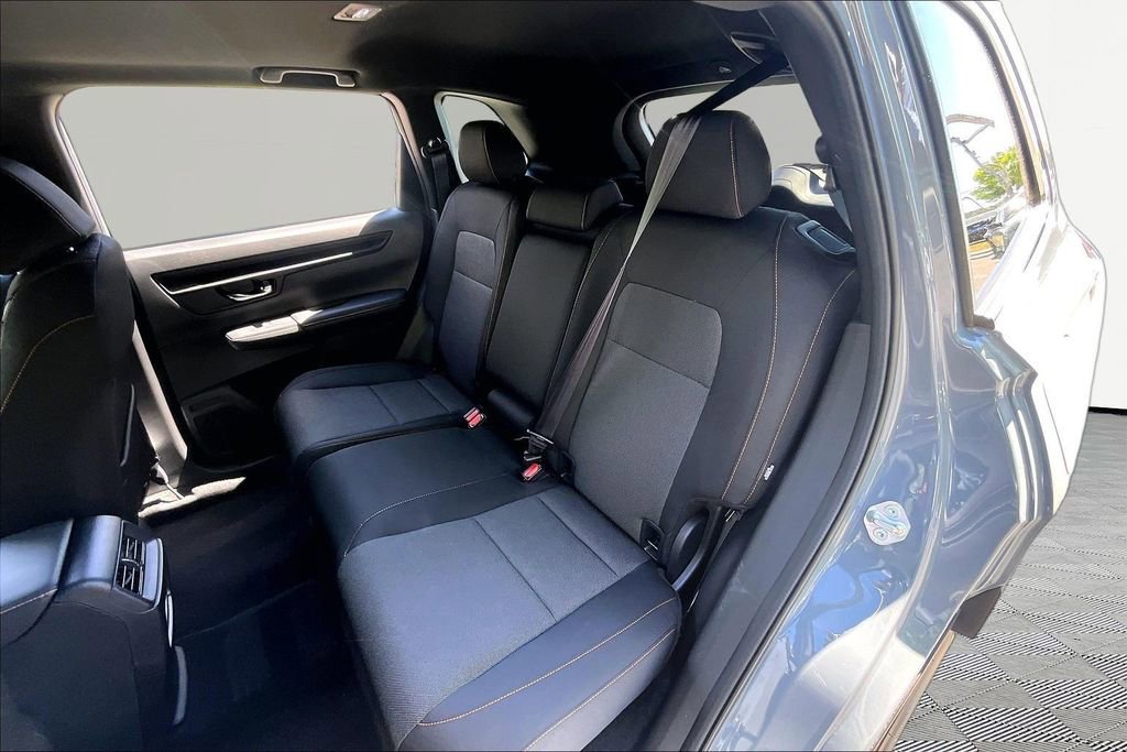 Used 2025 Honda CR-V Sport image 18