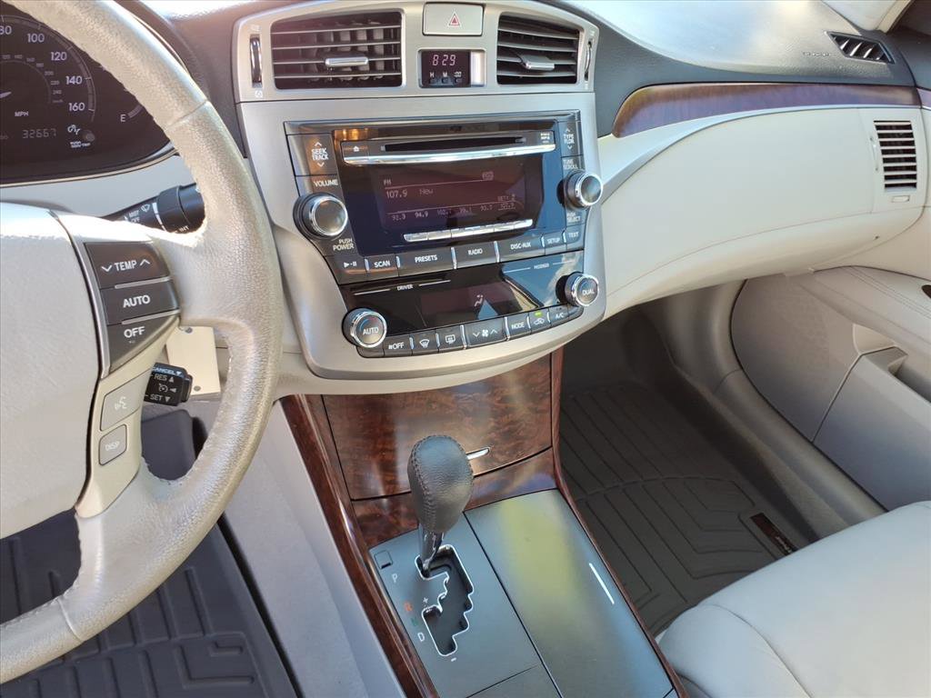 Used 2012 Toyota Avalon FWD image 35