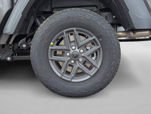New 2026 Jeep Gladiator Sport AWD/4WD image 9