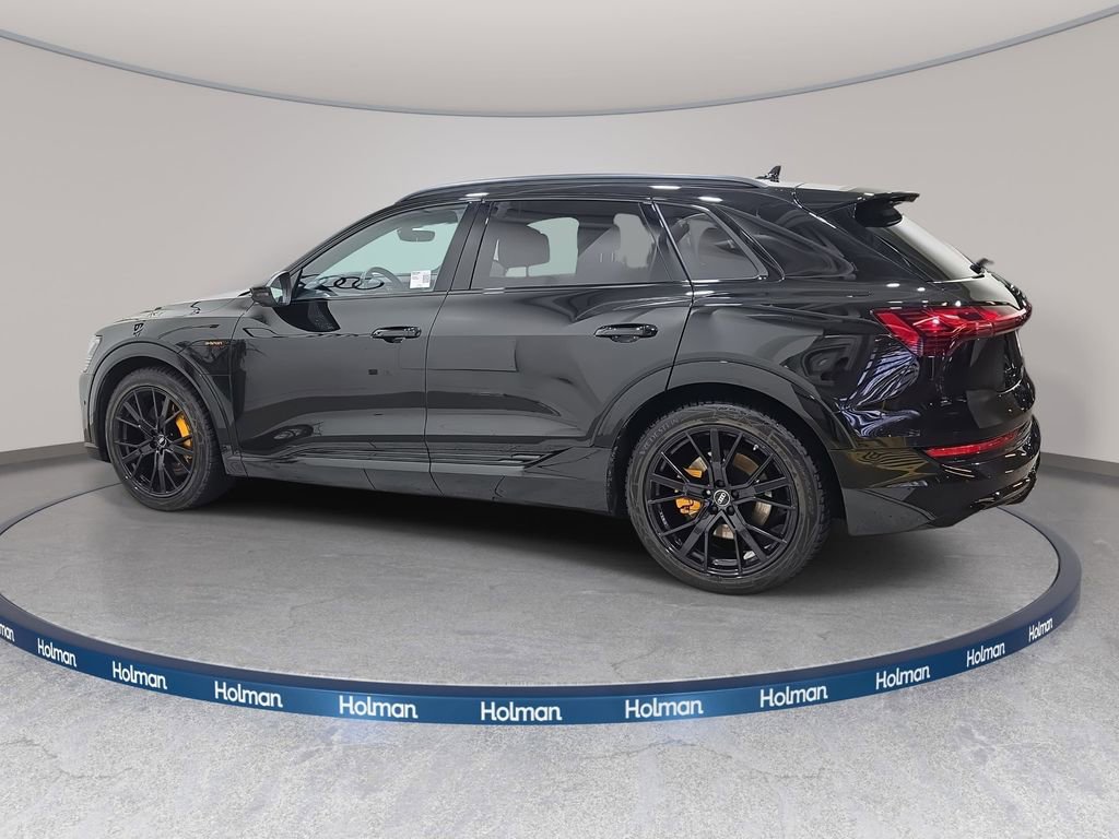Used 2023 Audi e-tron Chronos w/ Chronos Package image 9