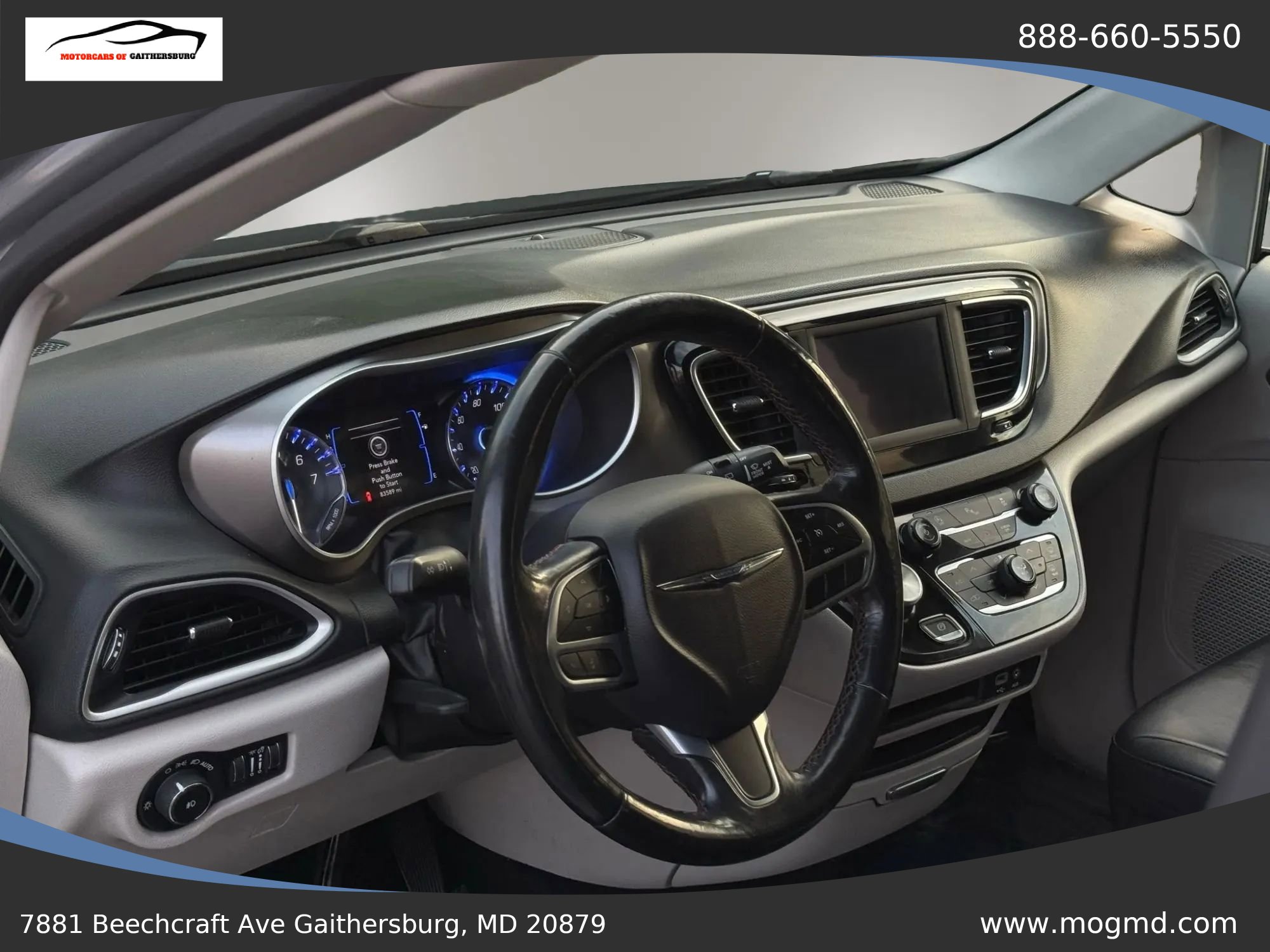 Used 2020 Chrysler Pacifica Touring-L image 15