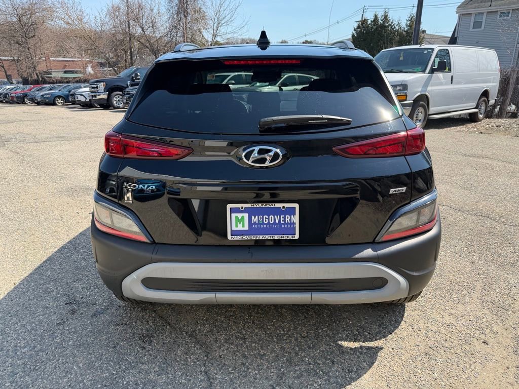 Certified 2023 Hyundai Kona SEL w/ Cargo Package AWD/4WD image 4