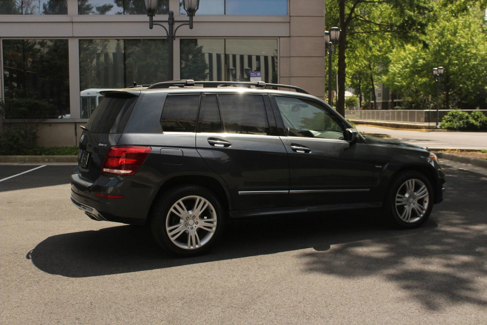 Used 2013 Mercedes-Benz GLK 350 4MATIC w/ Premium 1 Pkg w/o Sunroof image 7