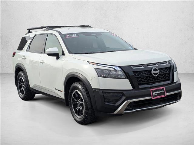 Used 2024 Nissan Pathfinder Rock Creek image 3