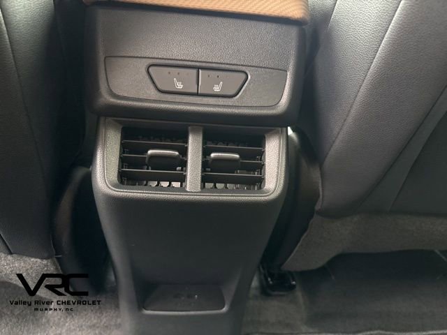 New 2026 Chevrolet Equinox ACTIV w/ Convenience Package III image 17