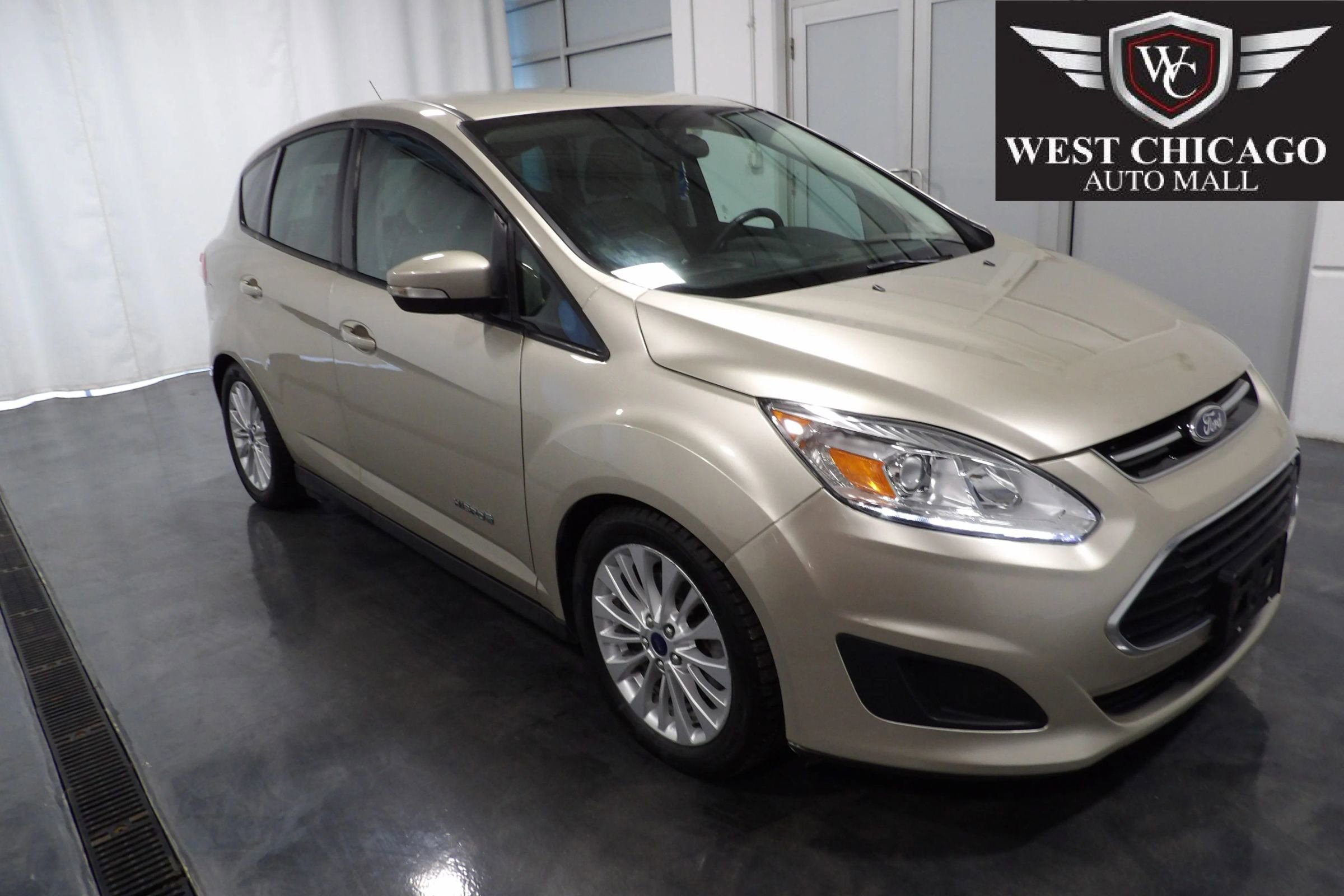 Used 2017 Ford C-MAX Energi SE image 1
