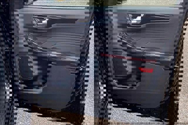 Used 2024 Ford Escape ST-Line w/ Equipment Group 301A image 52