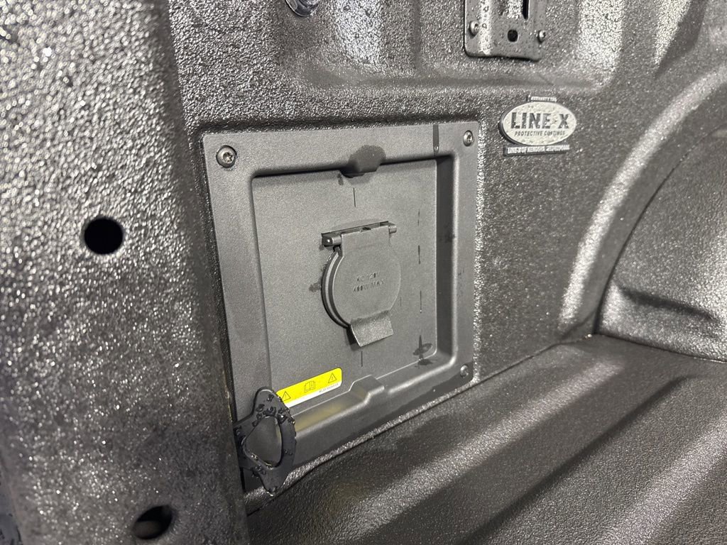 Used 2022 Ford F150 Raptor w/ Raptor 37 Performance Package image 35