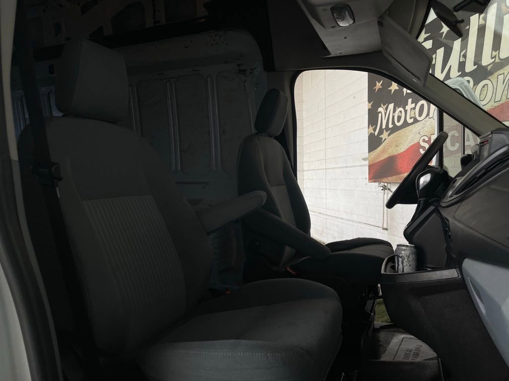Used 2015 Ford Transit 250 148 High Roof RWD image 12